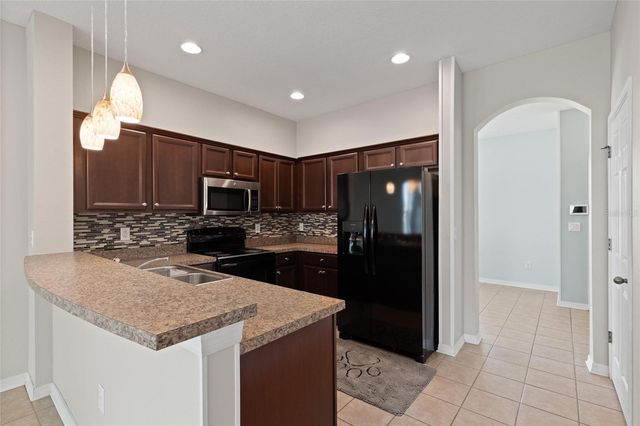 6981 TOWERING SPRUCE DRIVE, Riverview, FL 33578