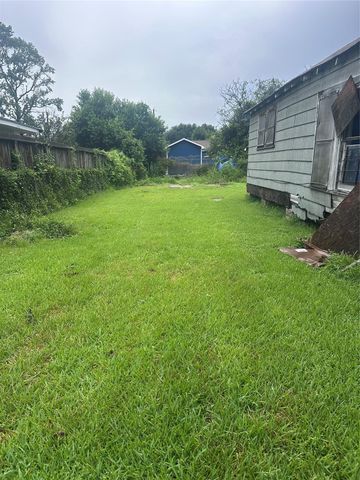3615 Crandon Street, Houston, TX 77026