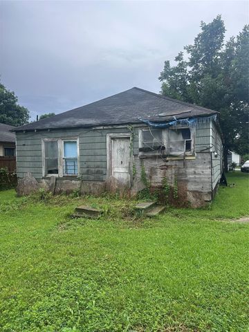 3615 Crandon Street, Houston, TX 77026