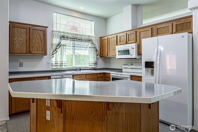 9903 E 195th Street Ct E, Graham, WA 98338