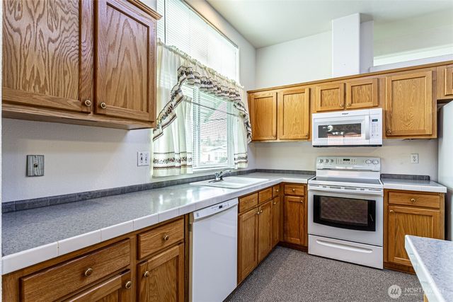 9903 E 195th Street Ct E, Graham, WA 98338