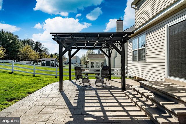 109 BRINTON DR, Coatesville, PA 19320