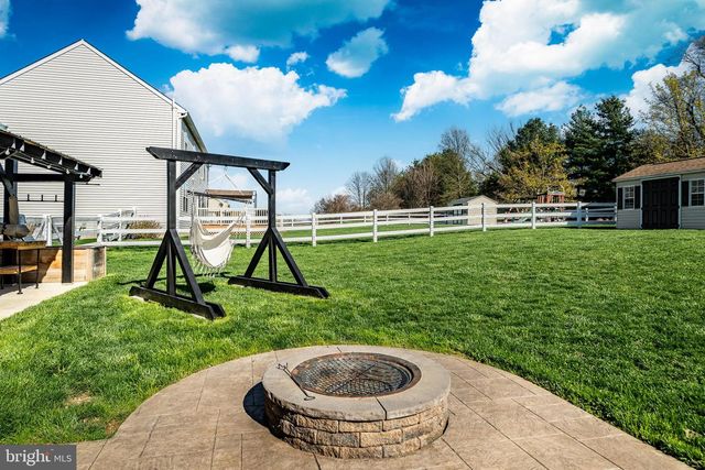 109 BRINTON DR, Coatesville, PA 19320