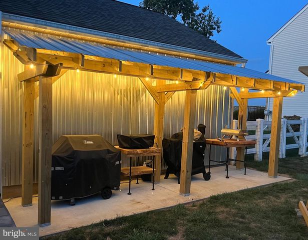 109 BRINTON DR, Coatesville, PA 19320