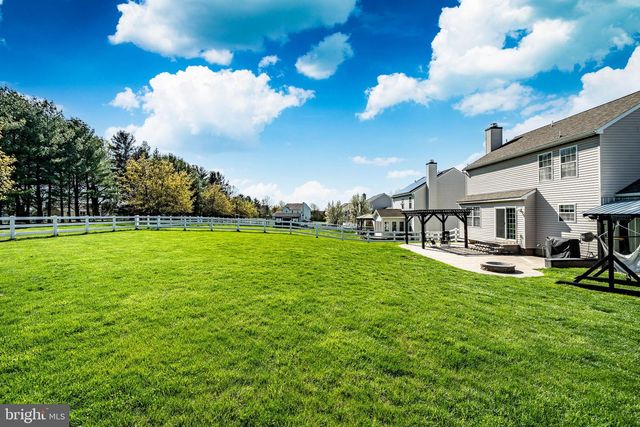 109 BRINTON DR, Coatesville, PA 19320