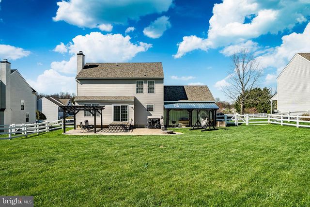 109 BRINTON DR, Coatesville, PA 19320