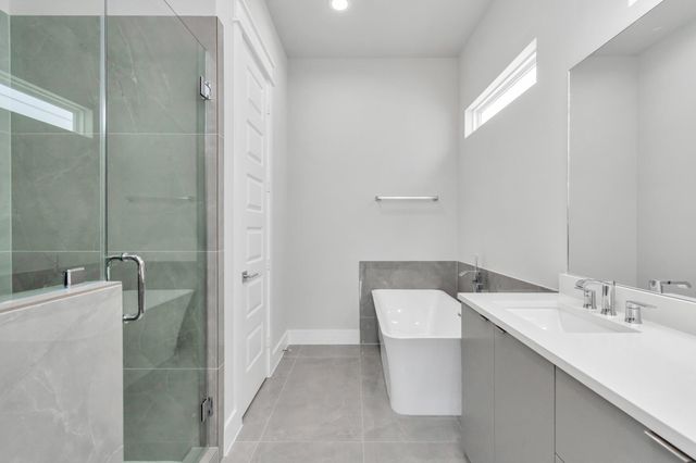 5818 Burt Street, Houston, TX 77091