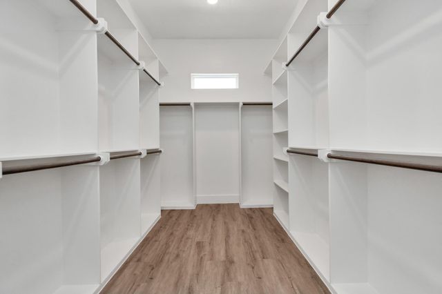 5818 Burt Street, Houston, TX 77091