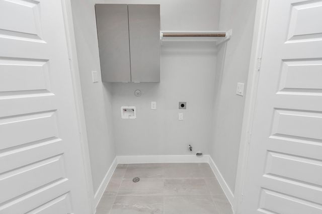 5818 Burt Street, Houston, TX 77091