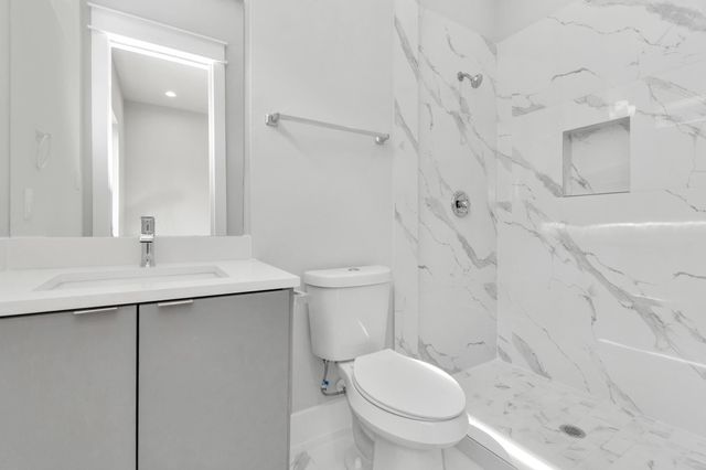 5818 Burt Street, Houston, TX 77091