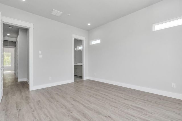 5818 Burt Street, Houston, TX 77091