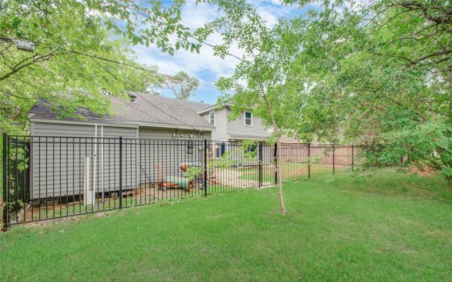 14611 Bramblewood Drive, Houston, TX 77079
