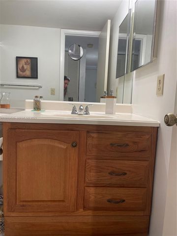 2786 NW 104th Avenue 211, Sunrise, FL 33322