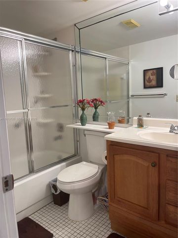 2786 NW 104th Avenue 211, Sunrise, FL 33322