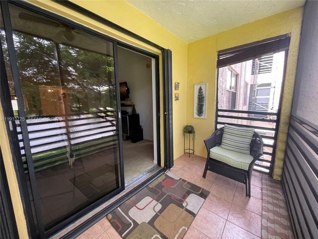 2786 NW 104th Avenue 211, Sunrise, FL 33322