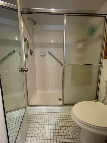 2786 NW 104th Avenue 211, Sunrise, FL 33322