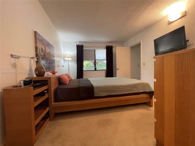 2786 NW 104th Avenue 211, Sunrise, FL 33322