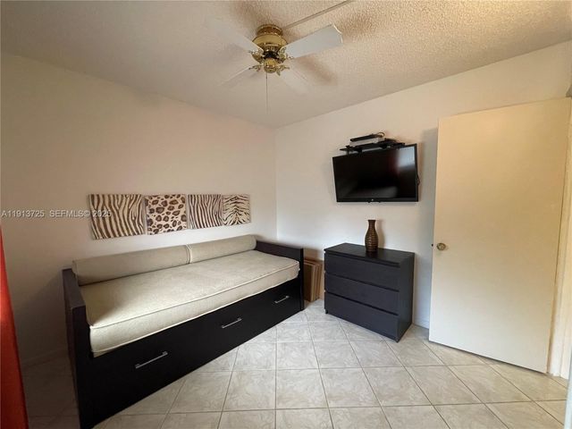 2786 NW 104th Avenue 211, Sunrise, FL 33322