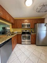 2786 NW 104th Avenue 211, Sunrise, FL 33322
