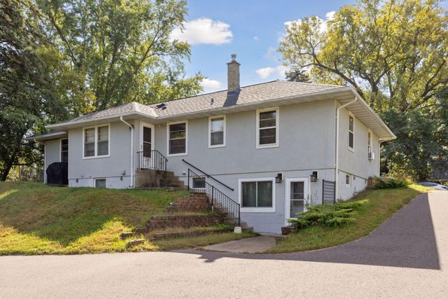 675 Koehler Road, Vadnais Heights, MN 55127