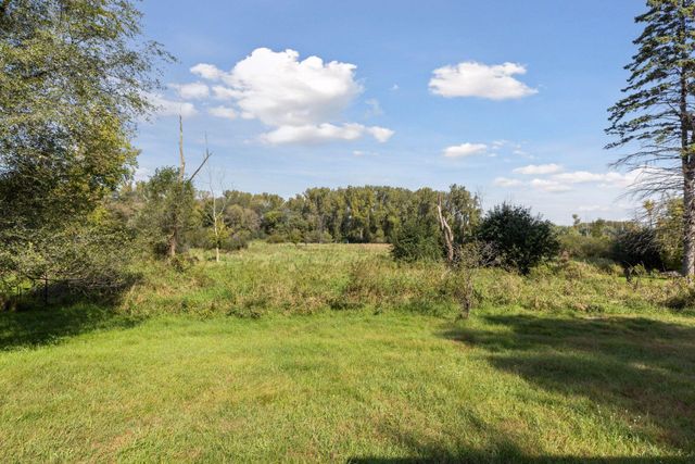 675 Koehler Road, Vadnais Heights, MN 55127