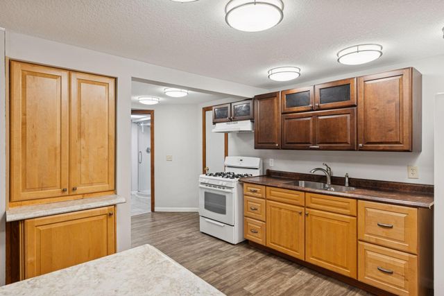 675 Koehler Road, Vadnais Heights, MN 55127