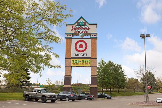 675 Koehler Road, Vadnais Heights, MN 55127