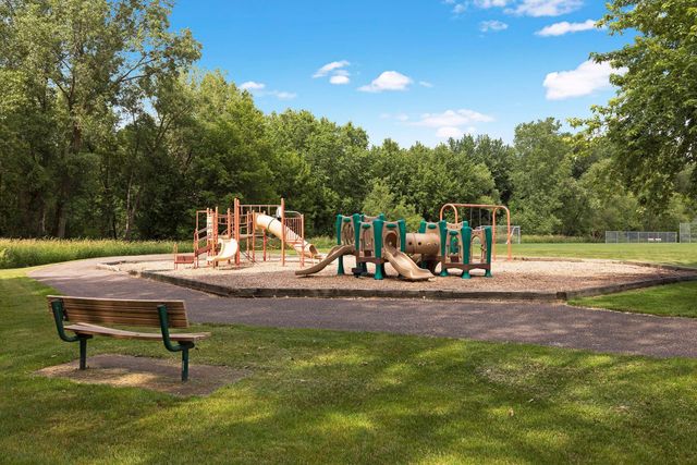 675 Koehler Road, Vadnais Heights, MN 55127