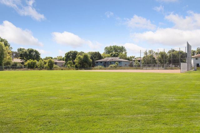 675 Koehler Road, Vadnais Heights, MN 55127