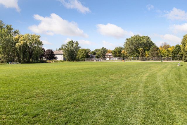 675 Koehler Road, Vadnais Heights, MN 55127