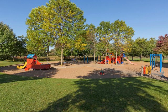 675 Koehler Road, Vadnais Heights, MN 55127