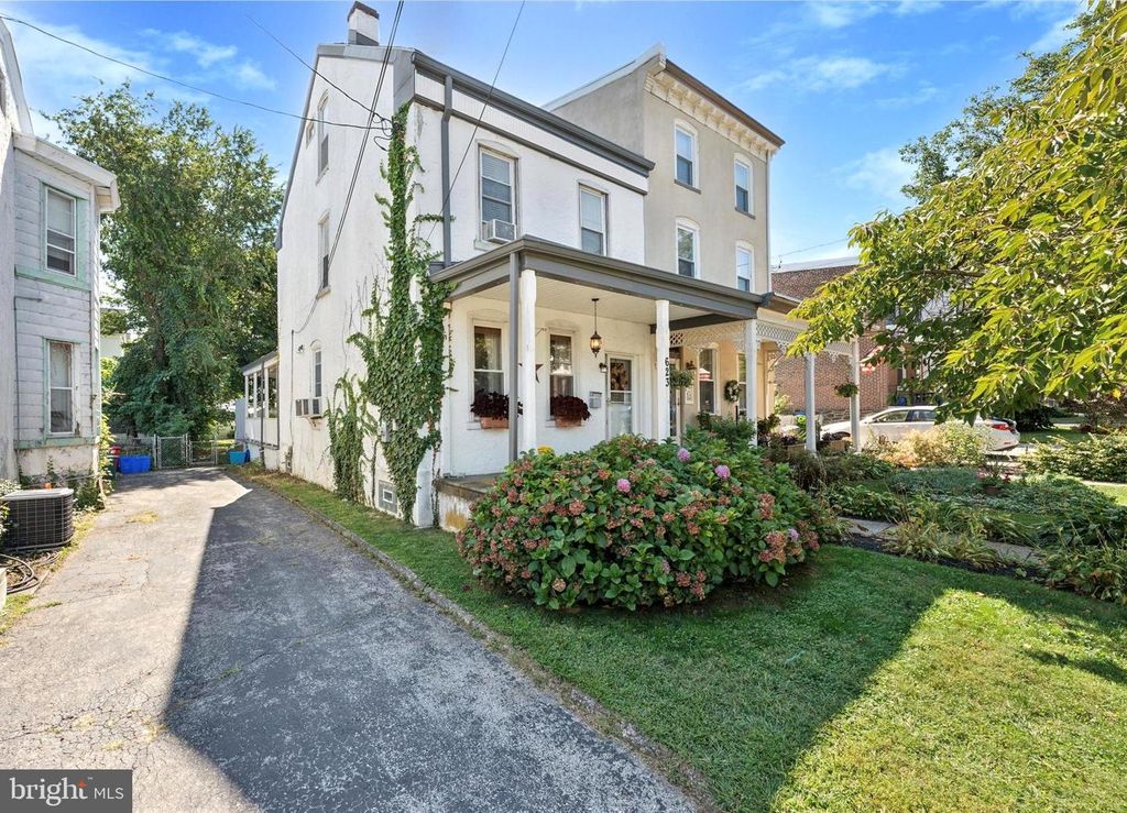 623 HERMITAGE ST, Philadelphia, PA 19128