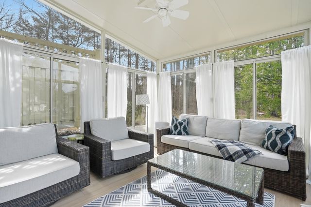 36 Lake Forest Drive, Burlington, VT 05401