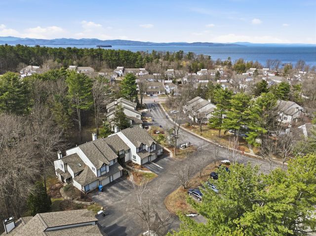 36 Lake Forest Drive, Burlington, VT 05401