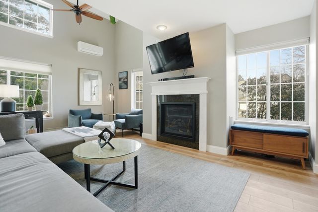36 Lake Forest Drive, Burlington, VT 05401