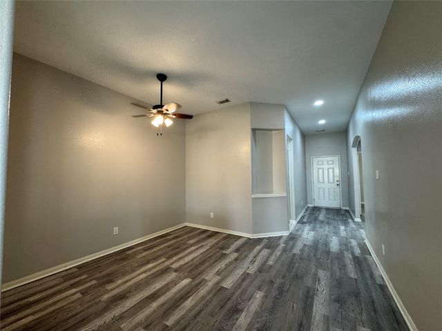 5907 Yaupon Ridge Drive, Richmond, TX 77469