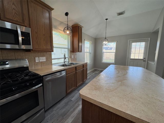 5907 Yaupon Ridge Drive, Richmond, TX 77469