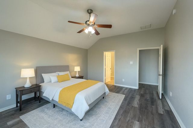 5907 Yaupon Ridge Drive, Richmond, TX 77469