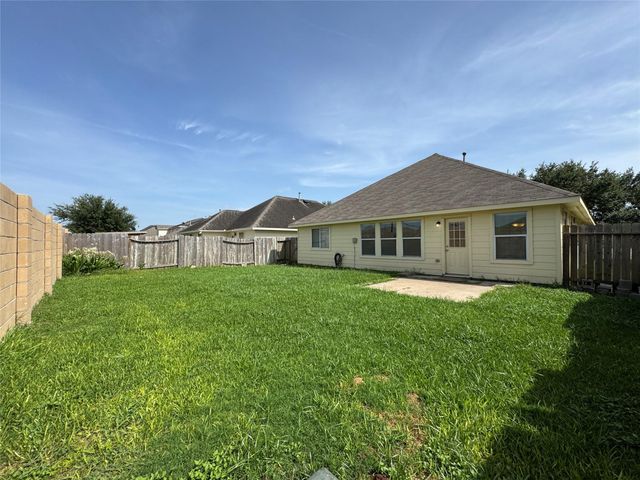 5907 Yaupon Ridge Drive, Richmond, TX 77469