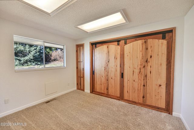 91 Wilson Rd, Yakima, WA 98901