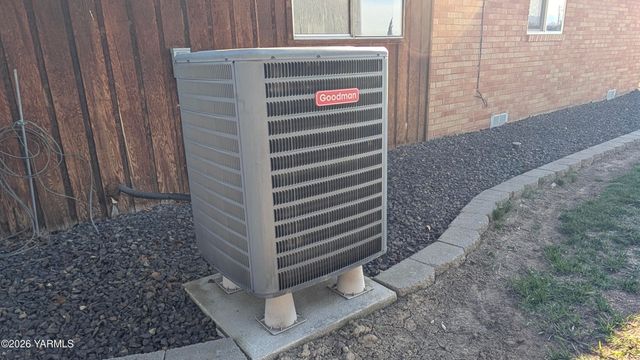 91 Wilson Rd, Yakima, WA 98901