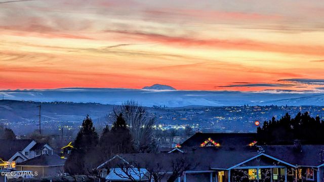 91 Wilson Rd, Yakima, WA 98901