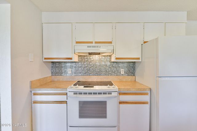 91 Wilson Rd, Yakima, WA 98901