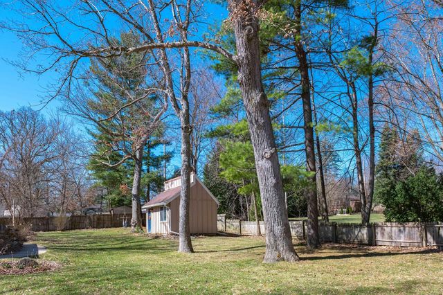 W839 Miramar ROAD, East Troy, WI 53120