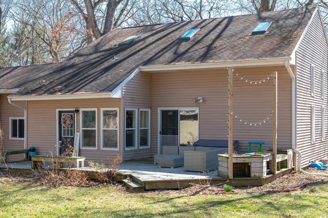W839 Miramar ROAD, East Troy, WI 53120