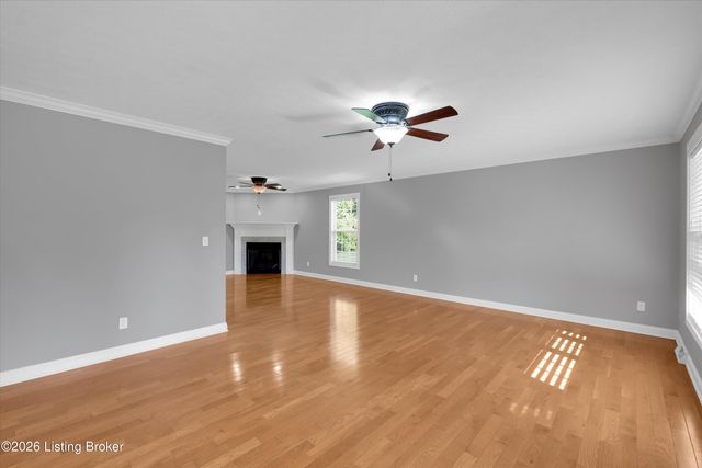 132 W Mandarin Ct, Elizabethtown, KY 42701
