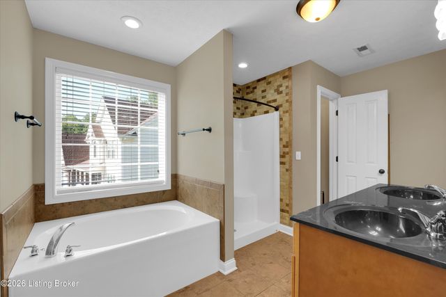 132 W Mandarin Ct, Elizabethtown, KY 42701