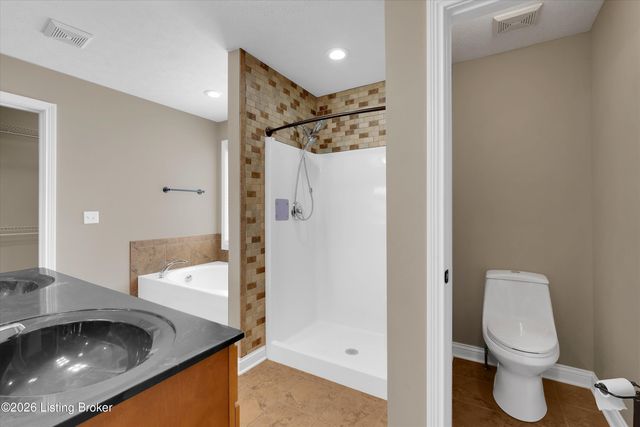 132 W Mandarin Ct, Elizabethtown, KY 42701