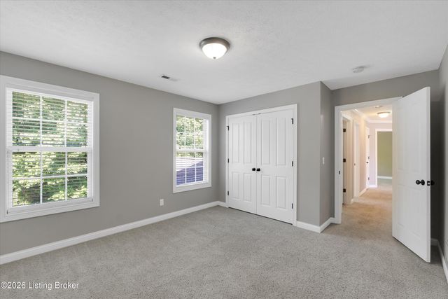 132 W Mandarin Ct, Elizabethtown, KY 42701
