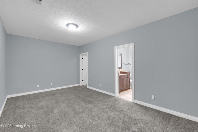 132 W Mandarin Ct, Elizabethtown, KY 42701